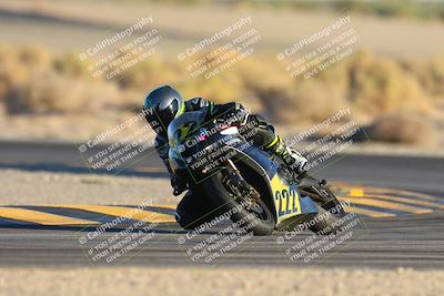 media/Nov-17-2024-CVMA (Sun) [[1fec520723]]/Race 17-Amateur Supersport Middleweight/